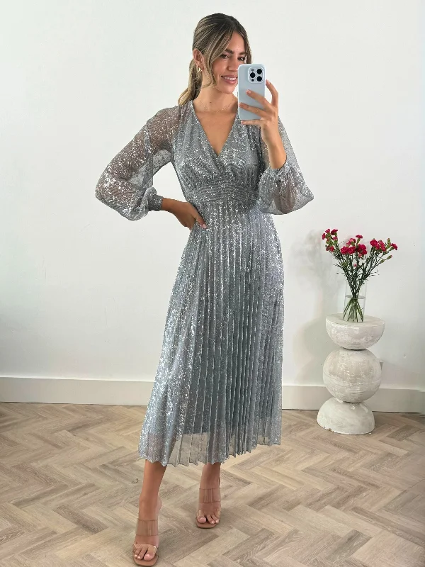 Dannica Pleated Balloon Sleeve Maxi Dress / Silver Must-have maxi dresses for this season