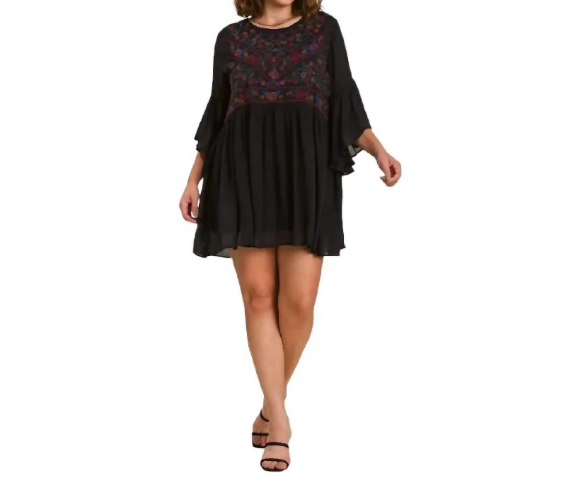 Bobbi Embroidered Dress In Black Gothic unclassified dresses