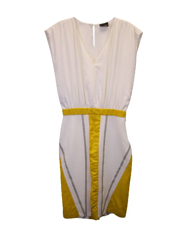 Fendi Sleeveless Dress in White Viscose Silk unclassified dresses