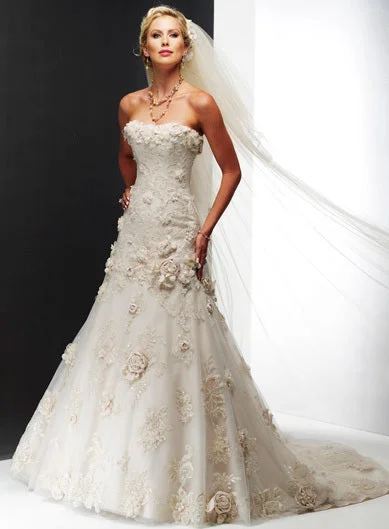 Maggie Sottero Rhianna Royale Ruched unclassified dresses