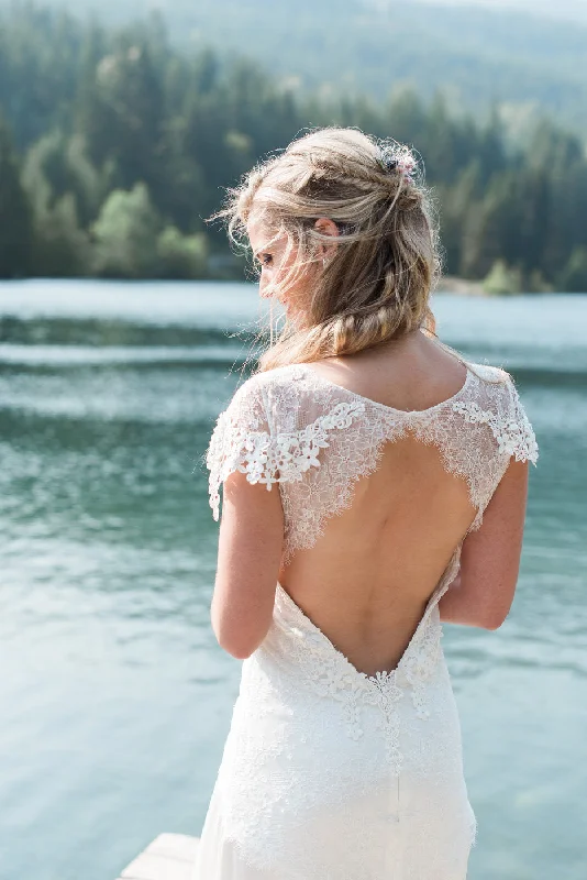 Claire Pettibone Wren High-end unclassified dresses